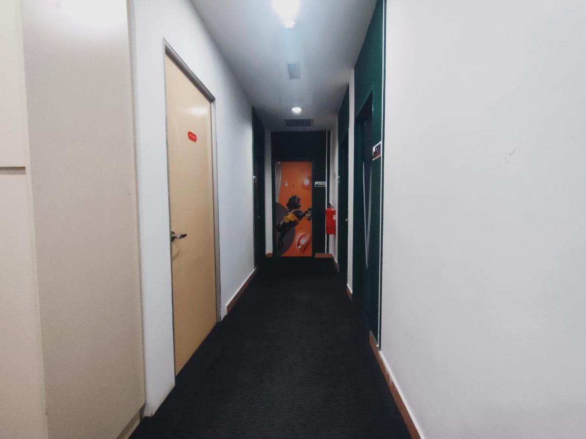 Allbes Parklands Hotel 클랑 외부 사진